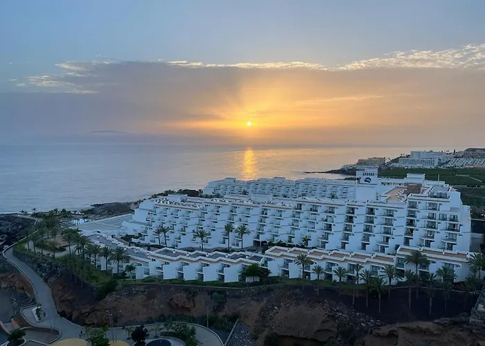 Апартаменти Brisas De Tenerife *