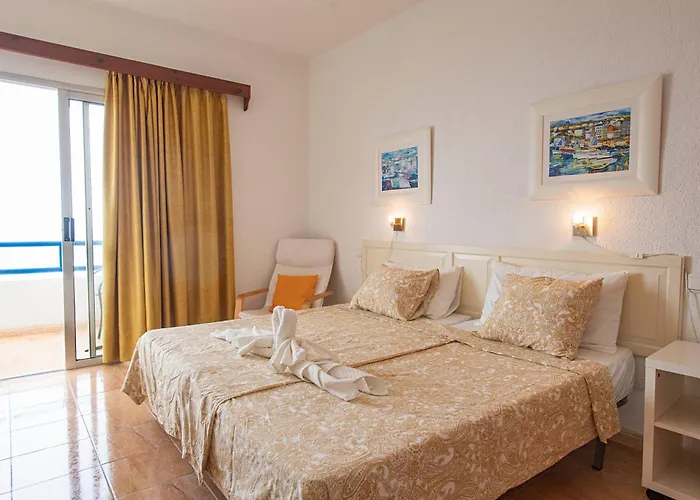 Brisas De Tenerife * Адехе